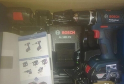 Аккумуляторная дрель-шуруповерт Bosch GSR 18–2-LI