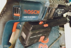 Перфоратор Bosch GBH 2–23REA Professional